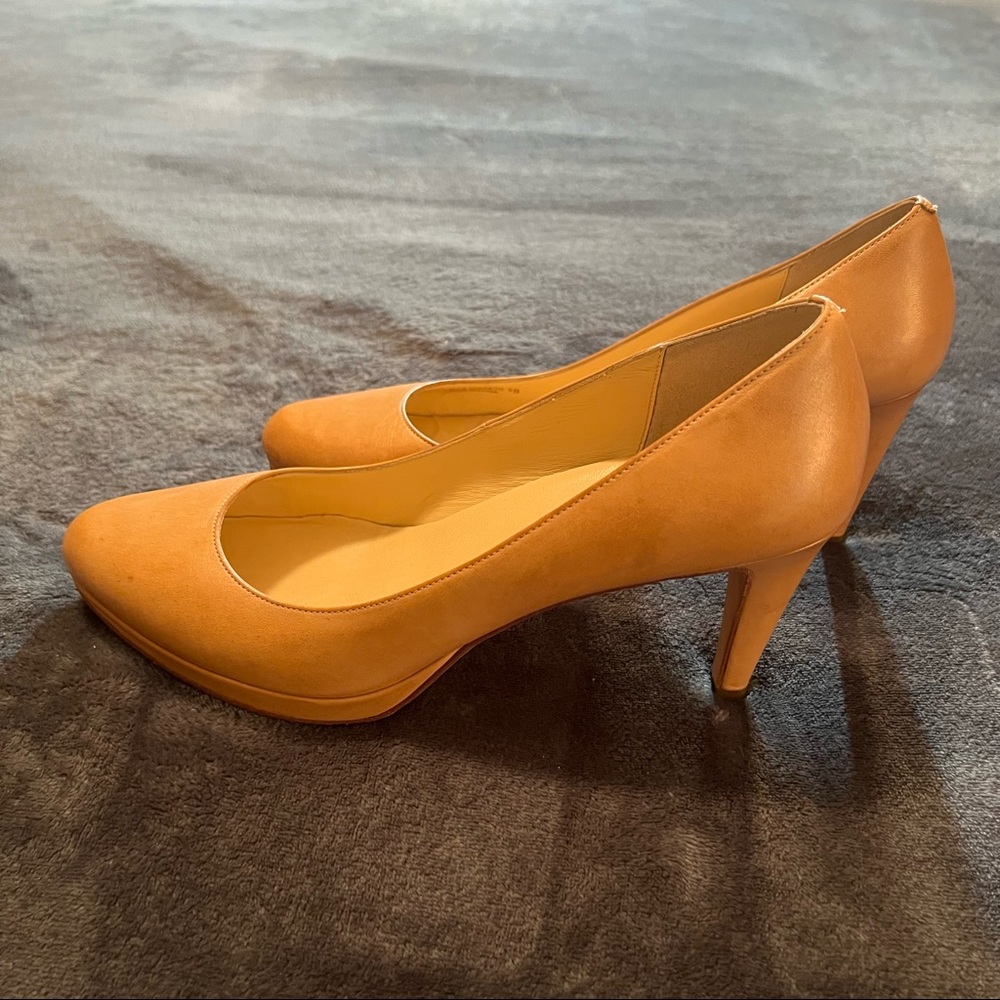 Cole Haan Heels- Size: 9